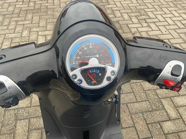 Eysink elektrische driewiel scooter ongebruikt - afbeelding 17 van  17