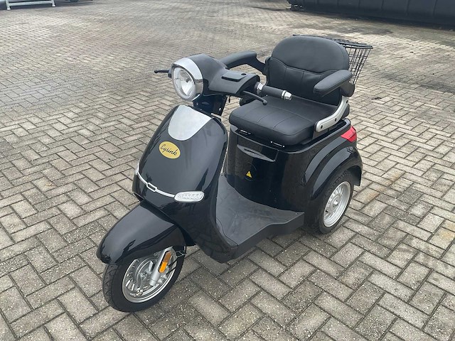 Eysink elektrische driewiel scooter ongebruikt - afbeelding 1 van  17
