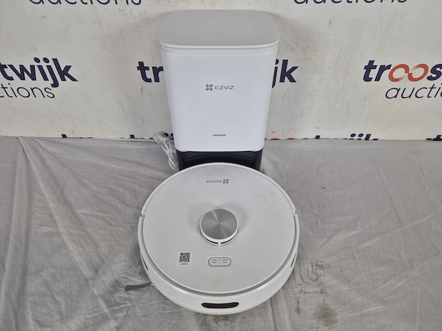 Ezviz robotstofzuiger en mop met clean station - re5 plus - app besturing - zelf reinigend - dweilen en stofzuigen - afbeelding 2 van  2