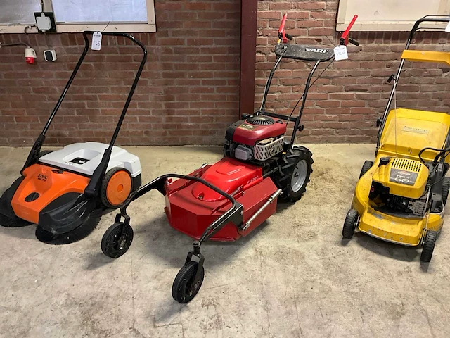 F-530-1 ruw terreinmaaier - afbeelding 1 van  11
