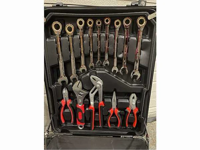 F tools 599 delig gevulde gereedschapskoffer - afbeelding 5 van  8