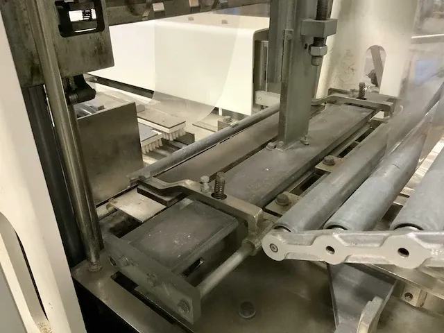 Fabcar g81 folie verpakkingsmachine - afbeelding 3 van  17