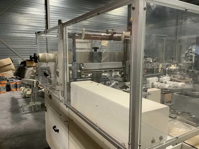 Fabcar g81 folie verpakkingsmachine - afbeelding 14 van  17