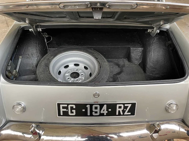 Facel vega - facelia coupe - oldtimer - 1960 - afbeelding 19 van  34