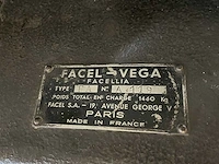 Facel vega - facelia coupe - oldtimer - 1960 - afbeelding 27 van  34