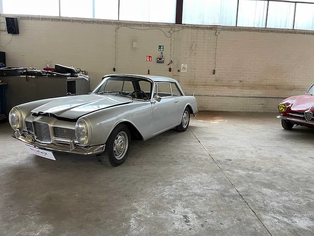Facel vega - facelia coupe - oldtimer - 1960 - afbeelding 23 van  34