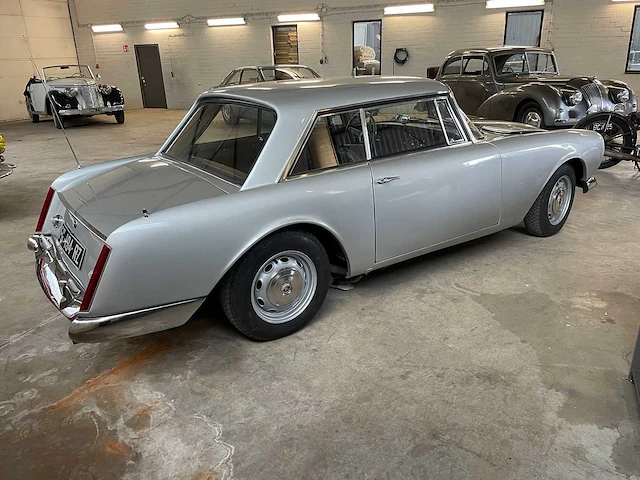 Facel vega - facelia coupe - oldtimer - 1960 - afbeelding 34 van  34