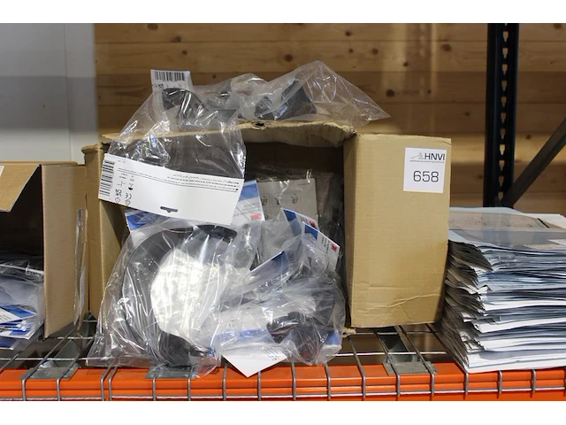 Faceshield holders 3m in 2 dozen. - afbeelding 1 van  3