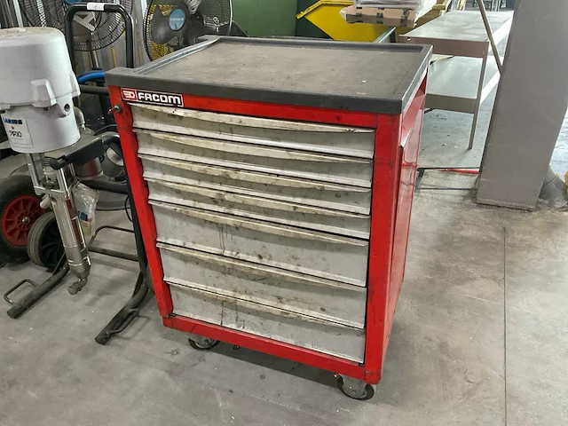 Facom chrono xl gevulde gereedschapswagen - afbeelding 1 van  9