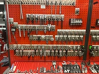 Facom partij doppen, steeksleutels en overig handgereedschap (circa 500 stuks) - afbeelding 7 van  32