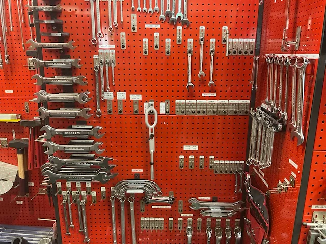 Facom partij doppen, steeksleutels en overig handgereedschap (circa 500 stuks) - afbeelding 20 van  32