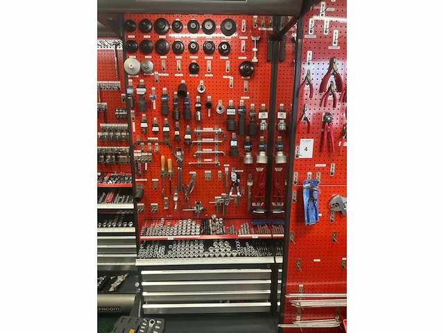 Facom partij doppen, steeksleutels en overig handgereedschap (circa 500 stuks) - afbeelding 12 van  32
