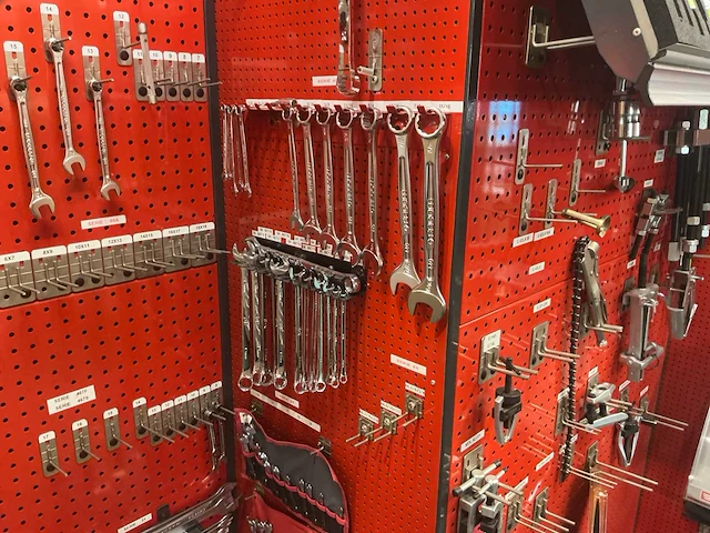 Facom partij doppen, steeksleutels en overig handgereedschap (circa 500 stuks) - afbeelding 24 van  32