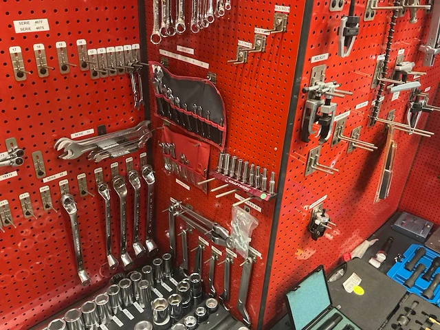 Facom partij doppen, steeksleutels en overig handgereedschap (circa 500 stuks) - afbeelding 25 van  32