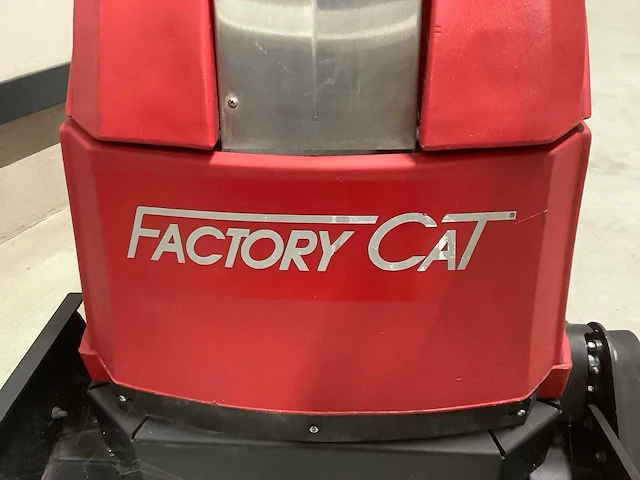 Factory cat - 2800 - schrobzuigmachine - afbeelding 2 van  8
