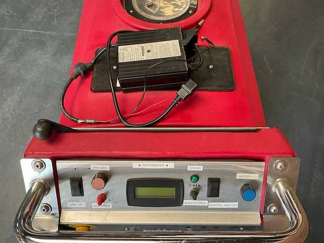 Factory cat 2800 vloerreiniger - afbeelding 2 van  13