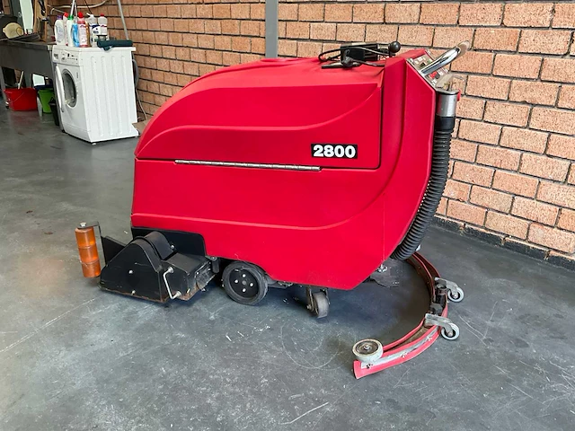 Factory cat 2800 vloerreiniger - afbeelding 10 van  13