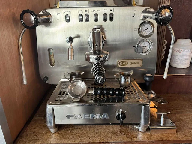 Faema - e61 jubilé - espressomachine - afbeelding 2 van  7