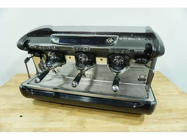 Faema - emblema - espressomachine - afbeelding 1 van  14