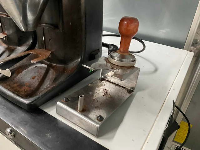 Faema e-78 president koffie- & espressomachines - afbeelding 7 van  7