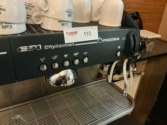 Faema e71 diplomat koffie- & espressomachines - afbeelding 3 van  9