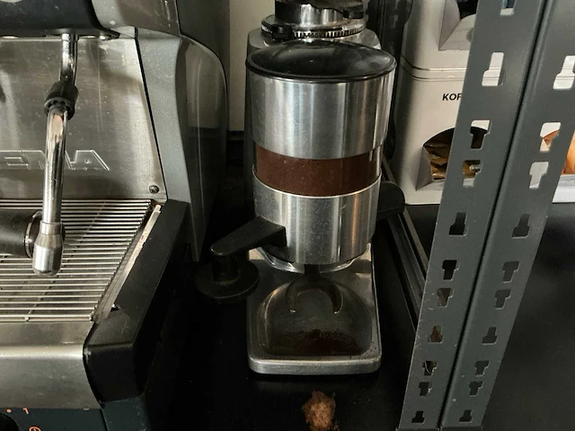 Faema smart koffie- & espressomachine - afbeelding 18 van  20