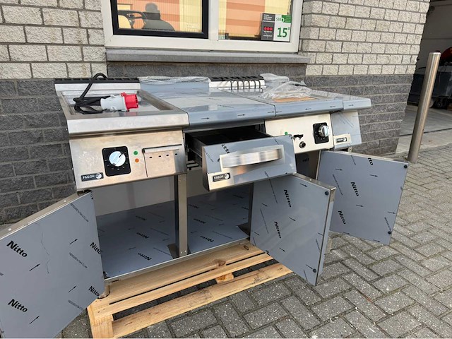 Fagor ongebruikt - bakplaat + frituur - bakkooklijn - afbeelding 7 van  8