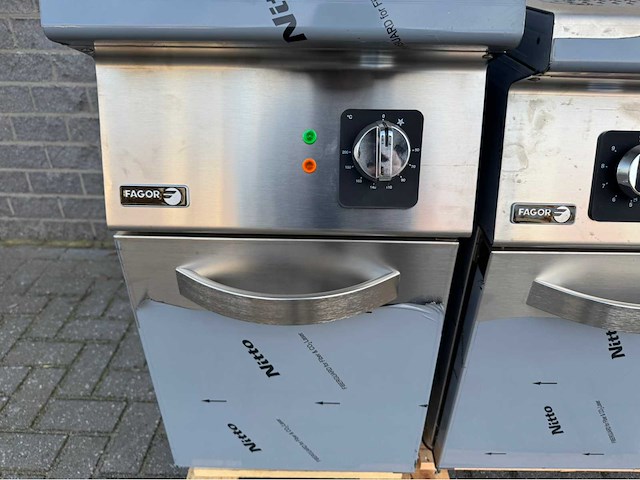 Fagor ongebruikt - pasta koker + frituur - bakkooklijn - afbeelding 2 van  11
