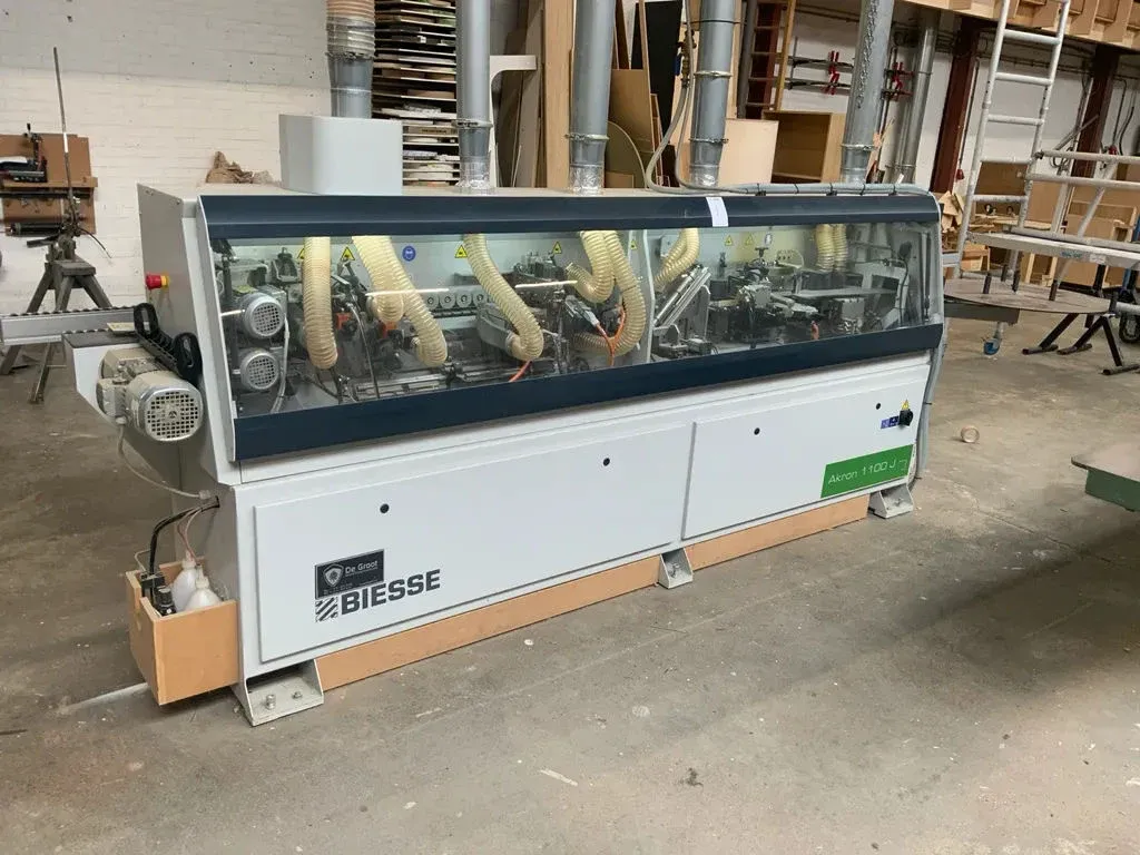 Faillissement meubelmakerij kne+ b.v