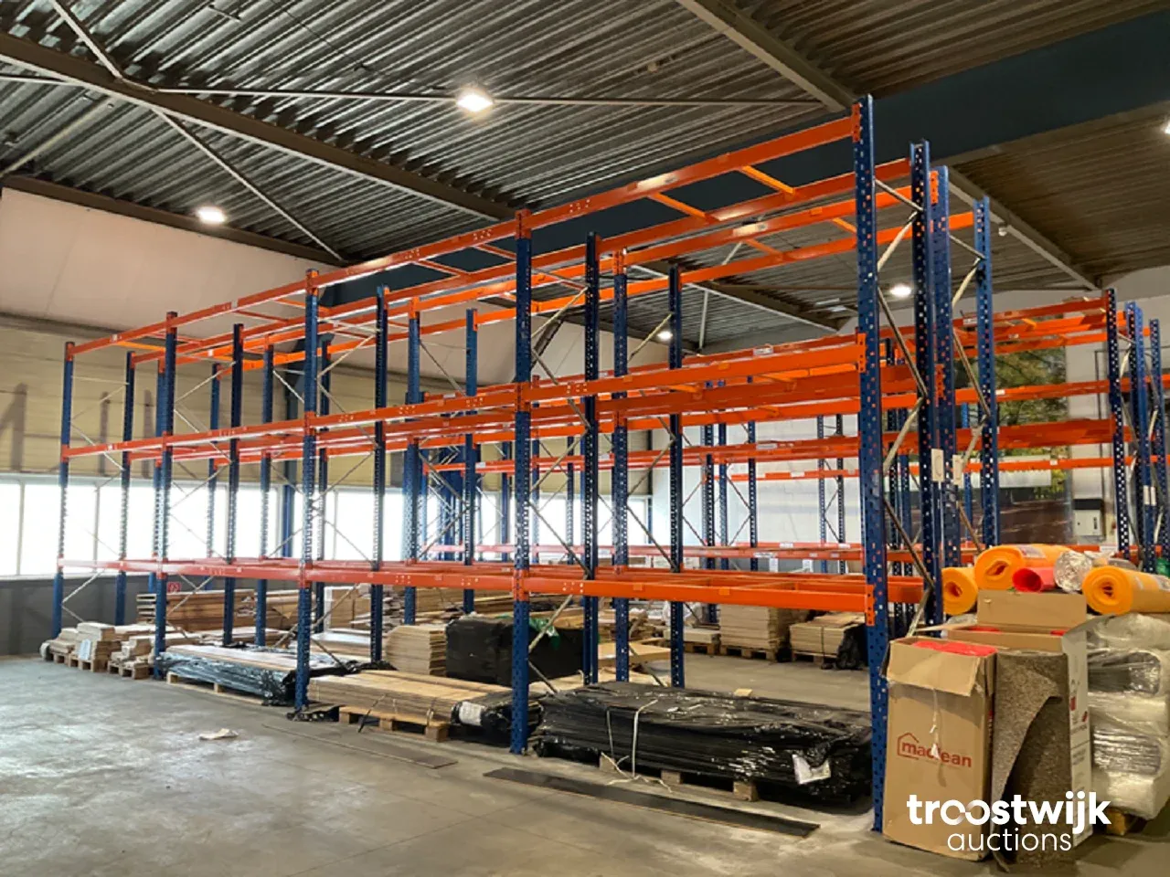 Faillissement parket-fabriek b.v.