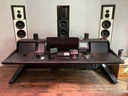 Faillissement wave studios b.v.