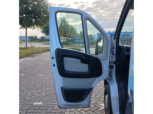 ( faillissementsvoertuig ) bedrijfsauto fiat, ducato 32 3.2 multijet l2h2, bouwjaar 2017 - afbeelding 25 van  53