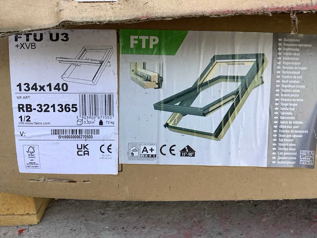 Fakro ftu u3 134x140cm dakraam (16x) - afbeelding 7 van  13