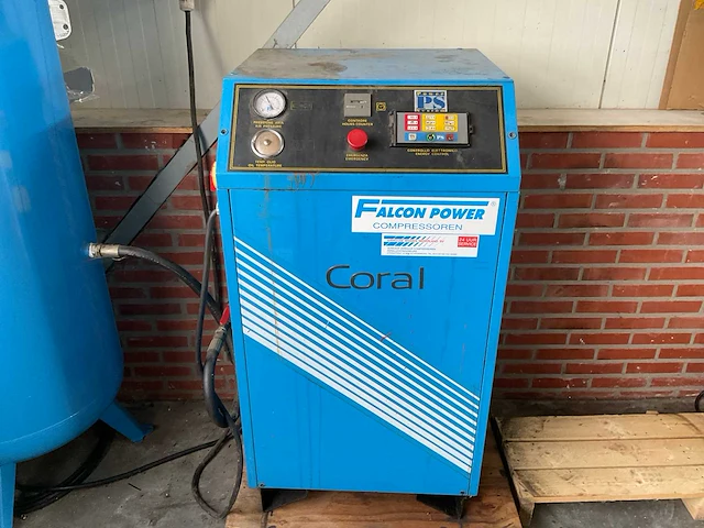 Falcon power coral compressor & drukvat - afbeelding 2 van  8