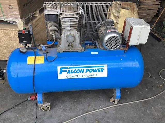 Falcon power luchtcompressor 400v - afbeelding 2 van  4