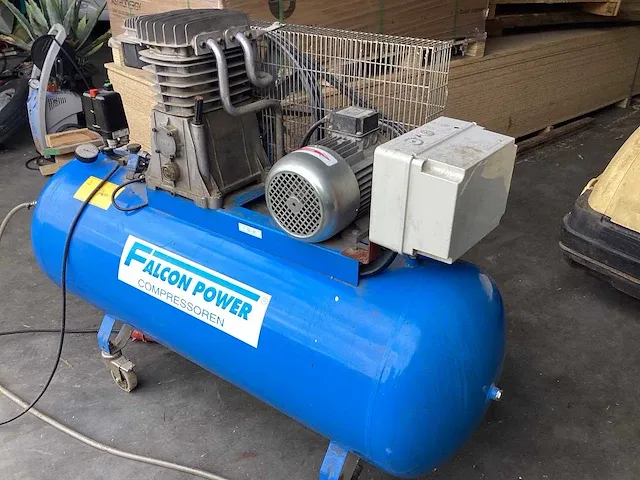 Falcon power luchtcompressor 400v - afbeelding 3 van  4