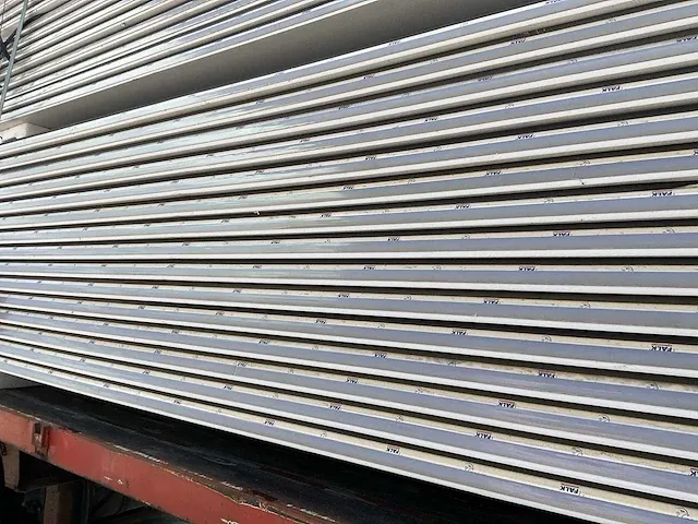 Falk eco isolatie dakpanelen sandwichpanelen “146 m2” - afbeelding 4 van  5