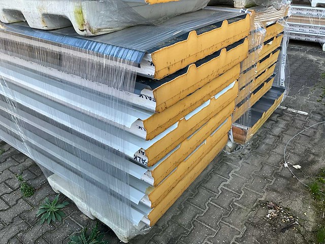 Falk trapezium sandwichpanelen (28x) - afbeelding 5 van  6