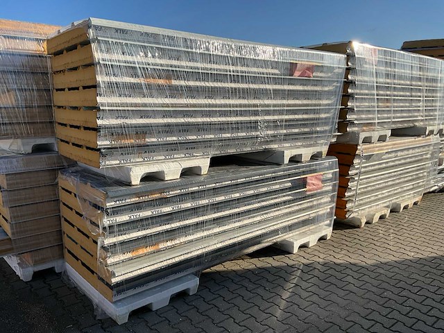 Falk trapezium sandwichpanelen (56x) - afbeelding 3 van  6