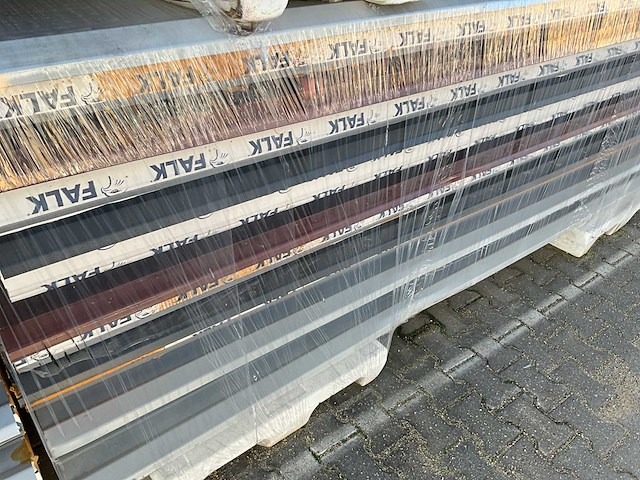 Falk trapezium sandwichpanelen (56x) - afbeelding 2 van  6