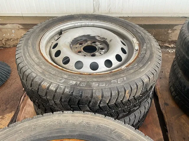 Falken eurowinter van autobanden set - afbeelding 5 van  5