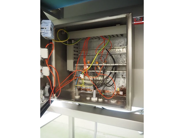 Fam - afbeelding 6 van  27