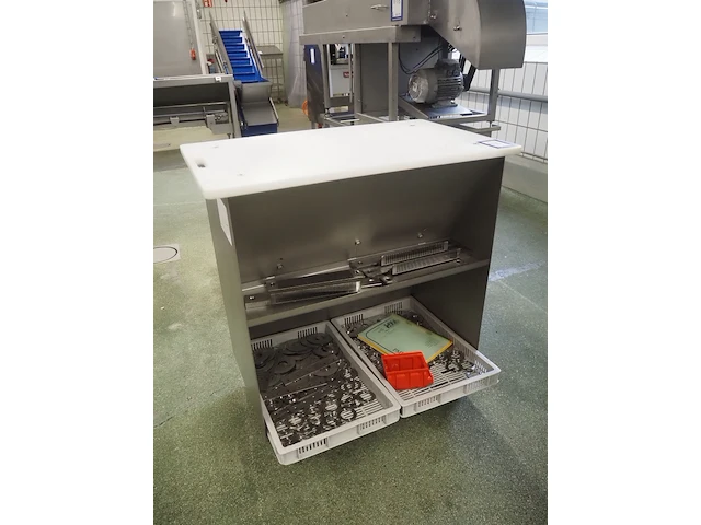 Fam - afbeelding 8 van  27