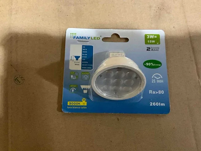 Family led - flg533331 - 3000k 260lm mr16 led spot (200x) - afbeelding 1 van  2