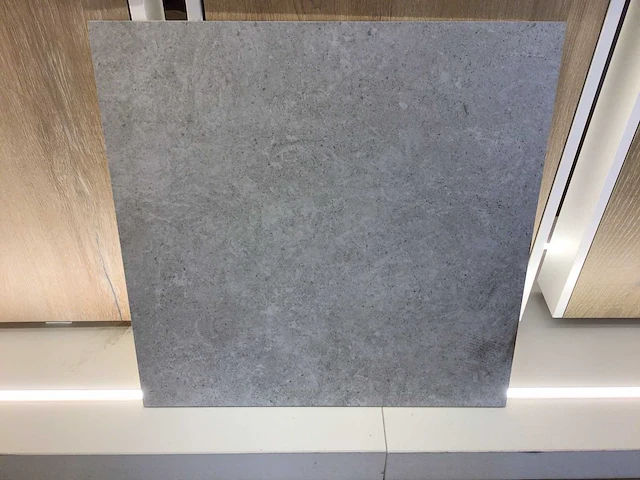 Fanal astoria blanco mat 60x60 cm tegel 43,2 m² - afbeelding 1 van  3