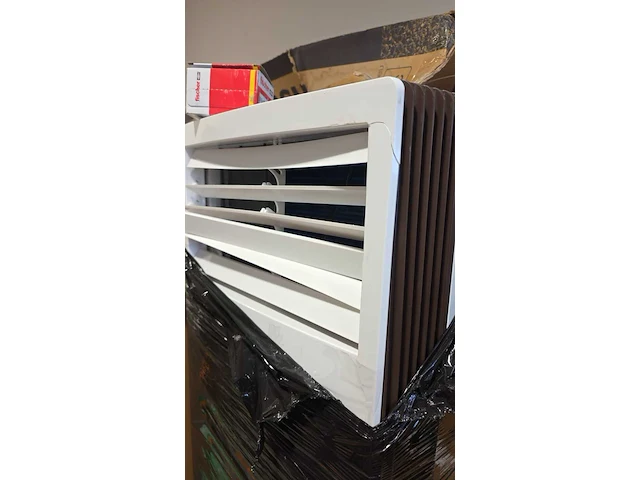 Fancoil staan model, yuexin, fp-136lz, wit, ca.2023 - afbeelding 2 van  2