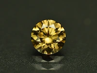 Fancy diamant - 0.81 carat ( igi gecertificeerd ) - afbeelding 1 van  4