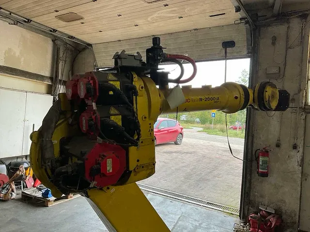 Fanuc - robot r-2000ia 165f - 2004 fanuc robot r-2000ia 165f robot arm - afbeelding 5 van  24