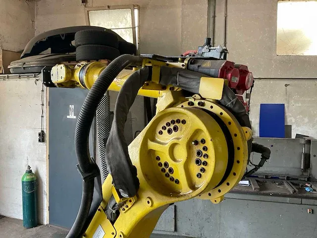 Fanuc - robot r-2000ia 165f - 2004 fanuc robot r-2000ia 165f robot arm - afbeelding 6 van  24