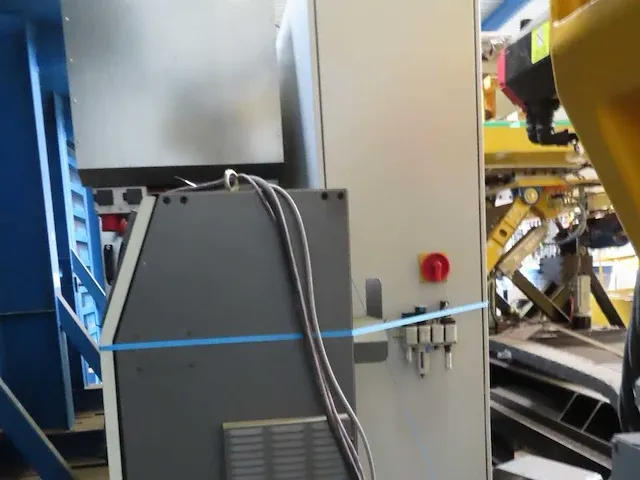 Fanuc - s-900ial - industrie robot - 2002 - afbeelding 10 van  18